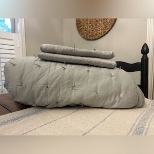 Pottery Barn quilt and two Euro shams